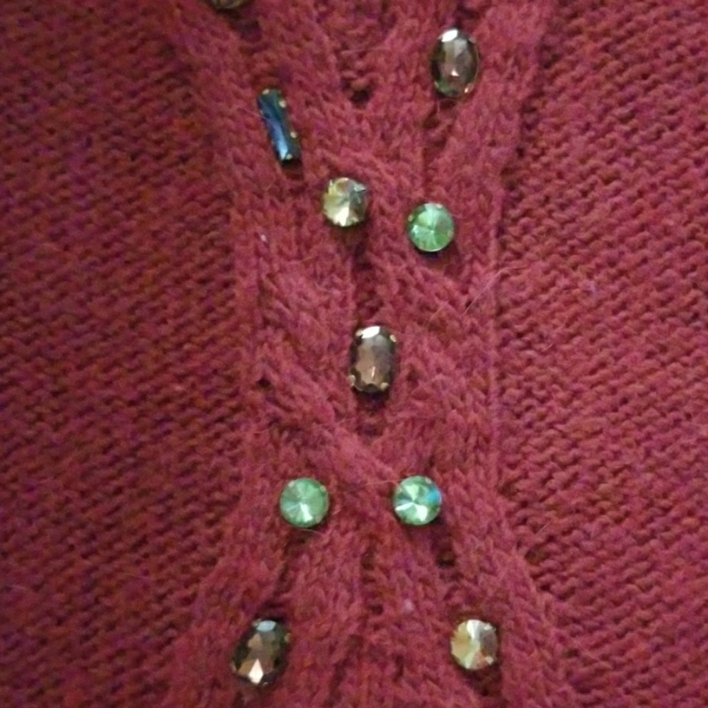 Sweater - Picture 4 of 4